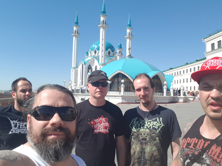 Na pelmenì s CUTTERRED FLESH aneb do Tatarstánu a zase zpátky (zápisky z turné)