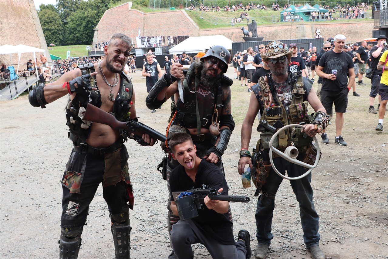 BRUTAL ASSAULT 2024 - Čtvrteční poznámky z fotokoridoru + Galerie