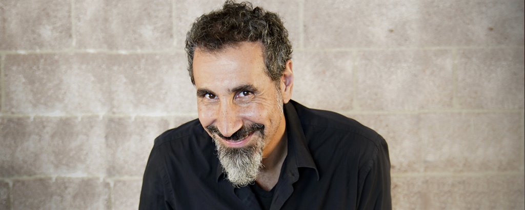 SERJ TANKIAN je tady s novým singlem